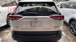 تۆیۆتا ڕاڤ 4